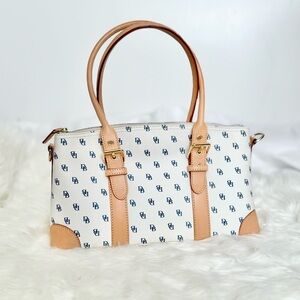👜y2k Dooney and Bourke DB monogram white leather handbag Vintage